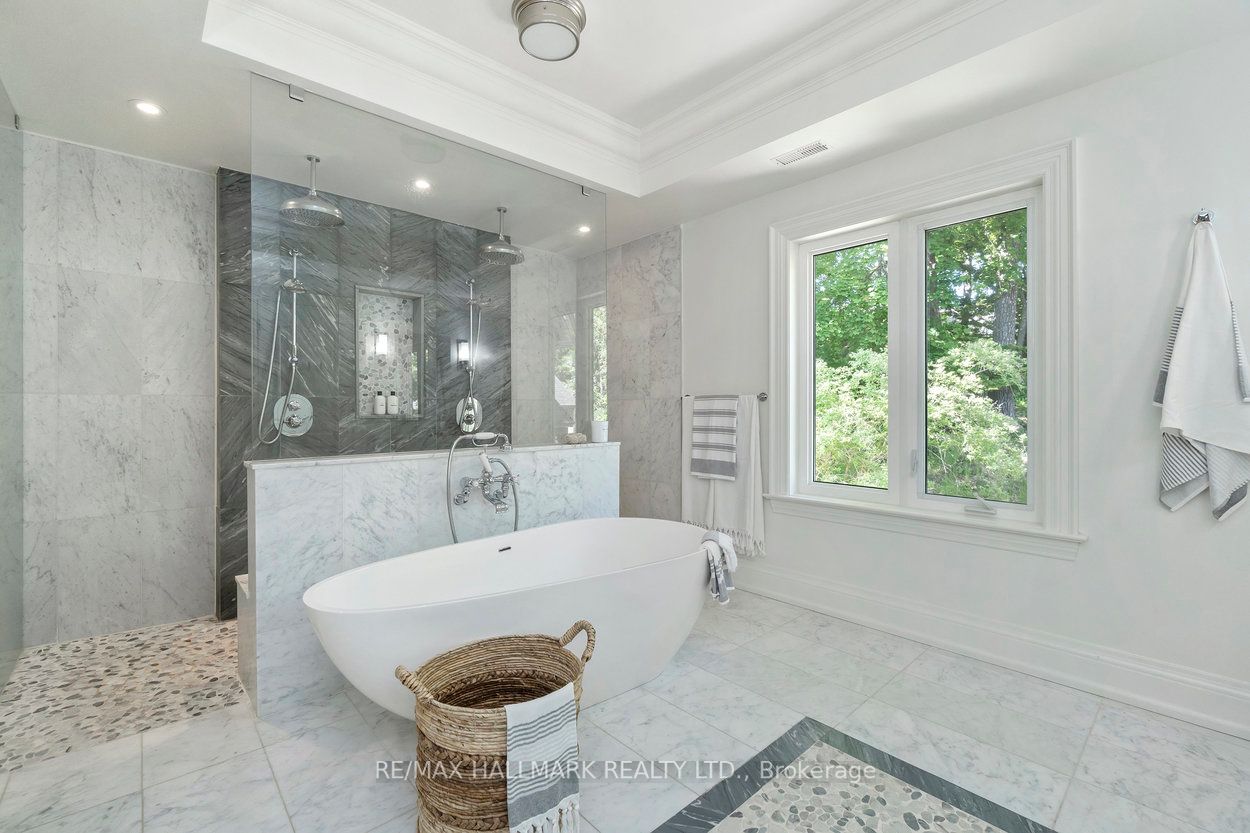 45 Brule Cres