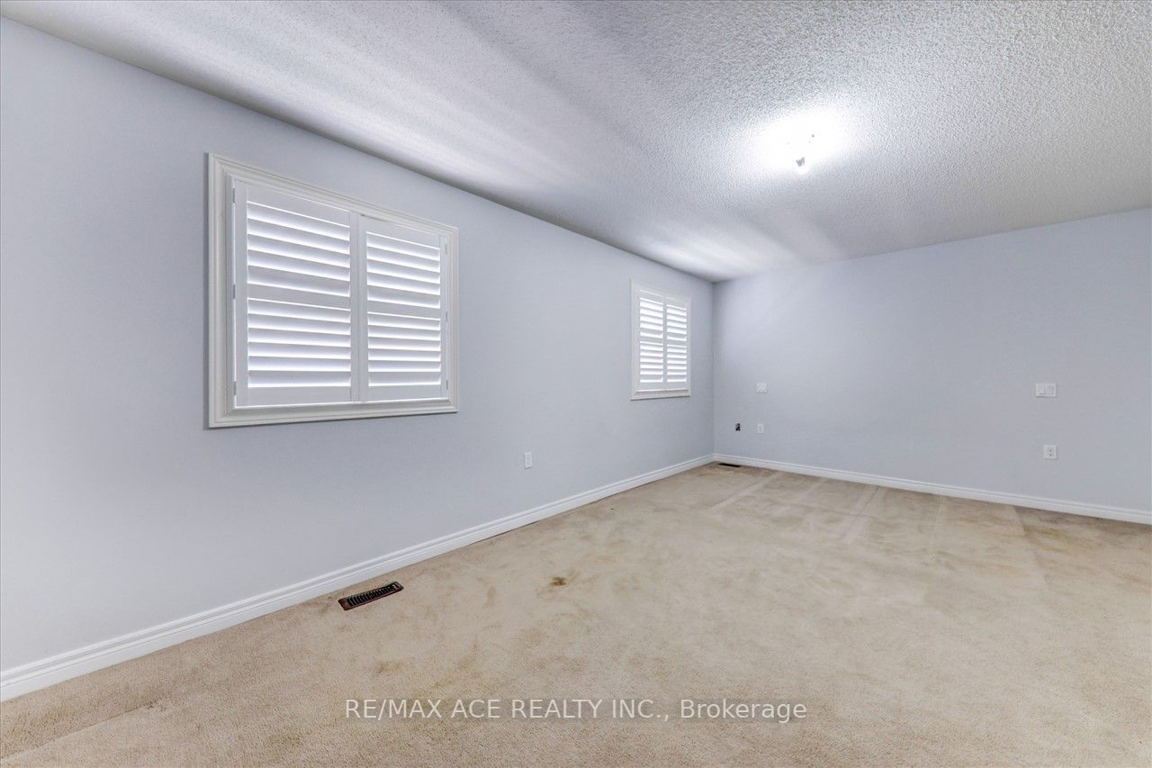 39 Deer Ridge Tr