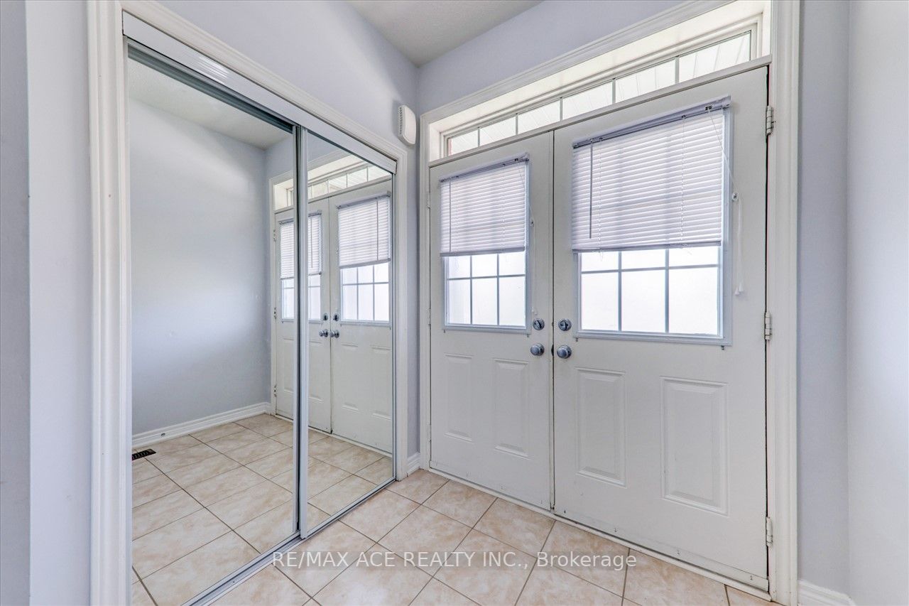 39 Deer Ridge Tr