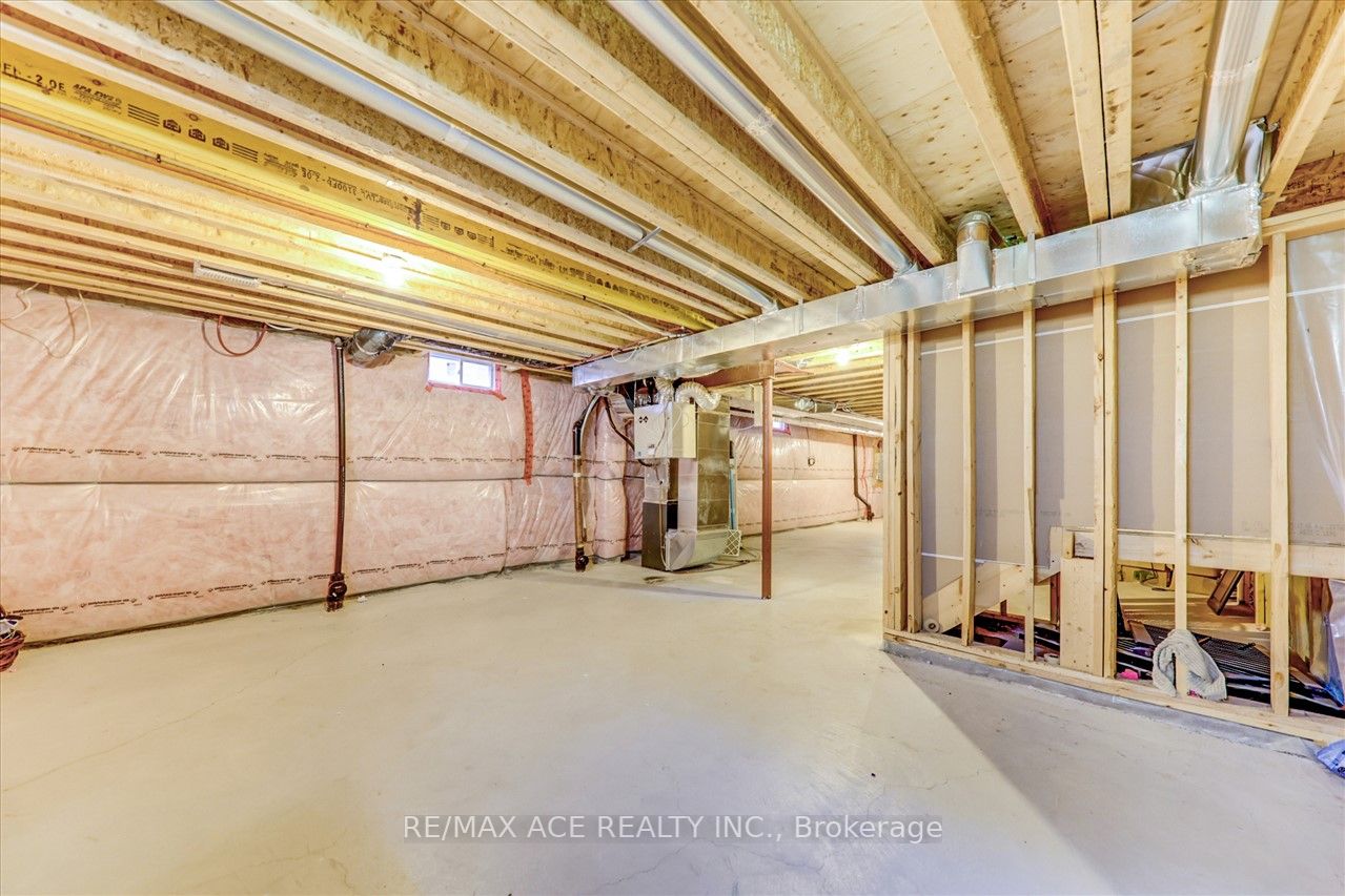 39 Deer Ridge Tr