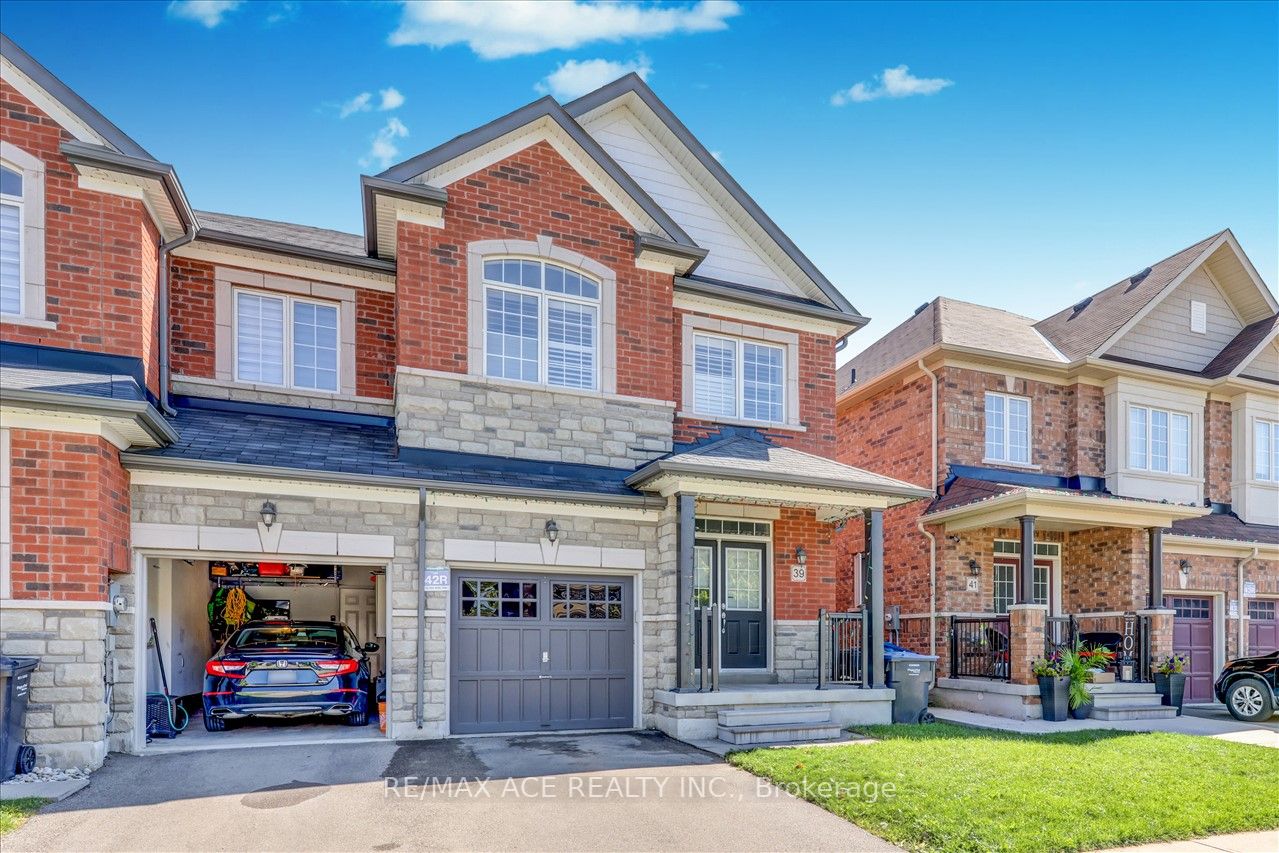 39 Deer Ridge Tr