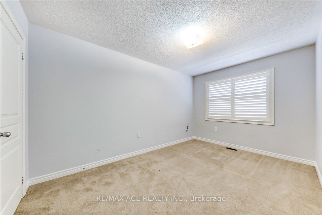 39 Deer Ridge Tr