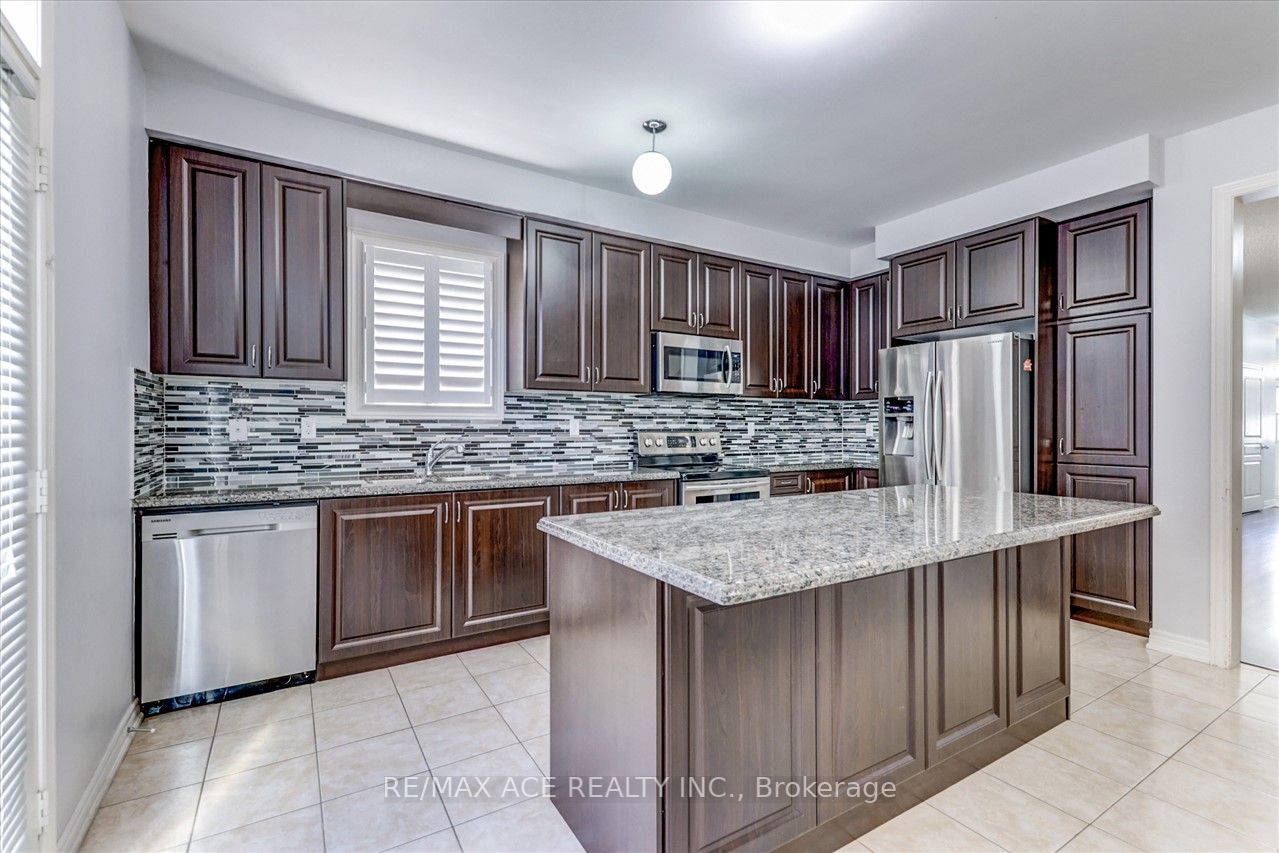 39 Deer Ridge Tr
