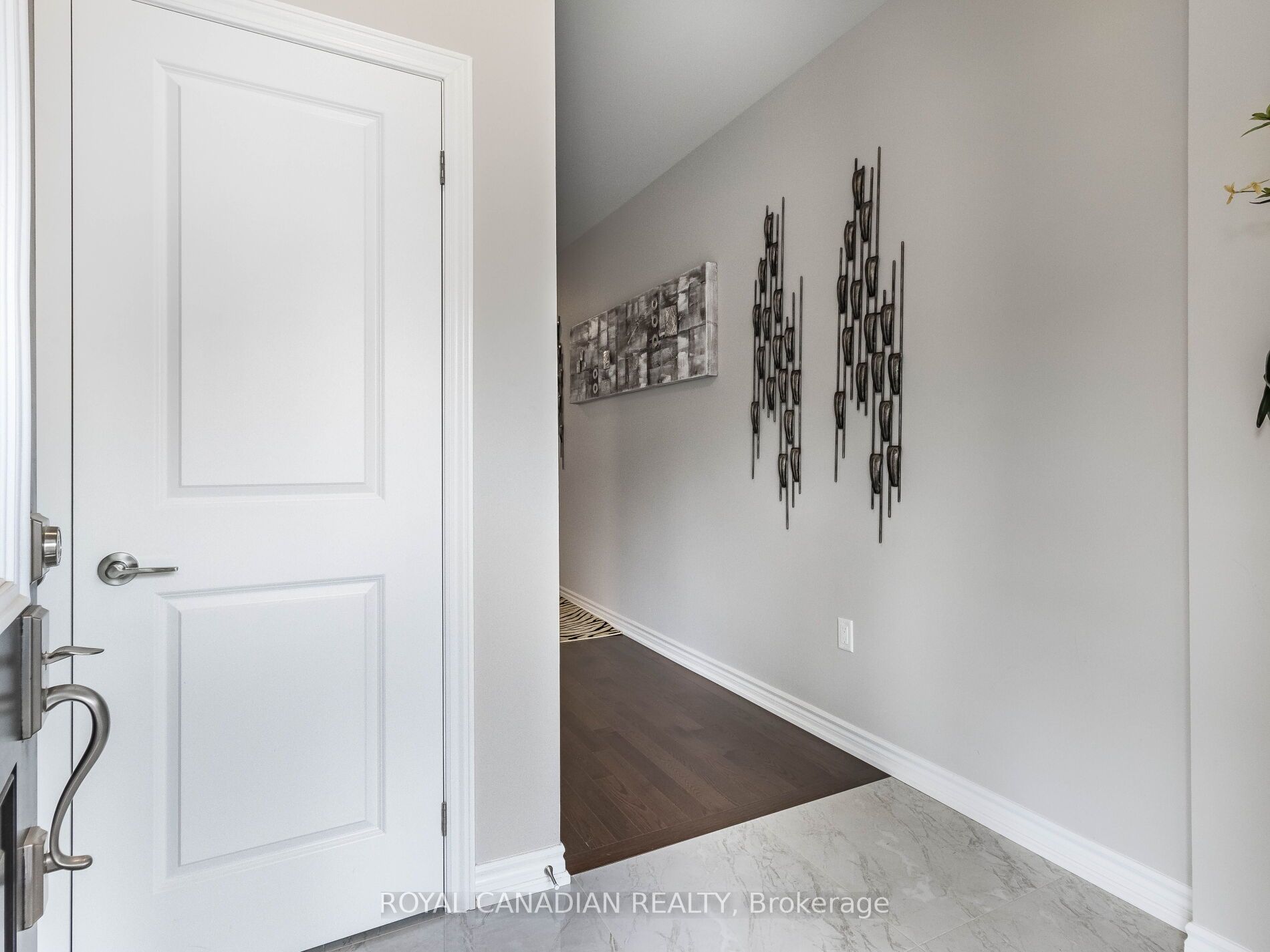456 Bergamot Avenue