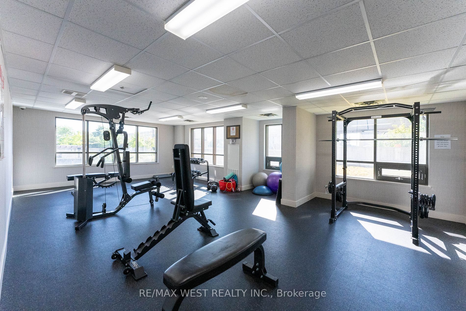 1420 Dupont St, #2110