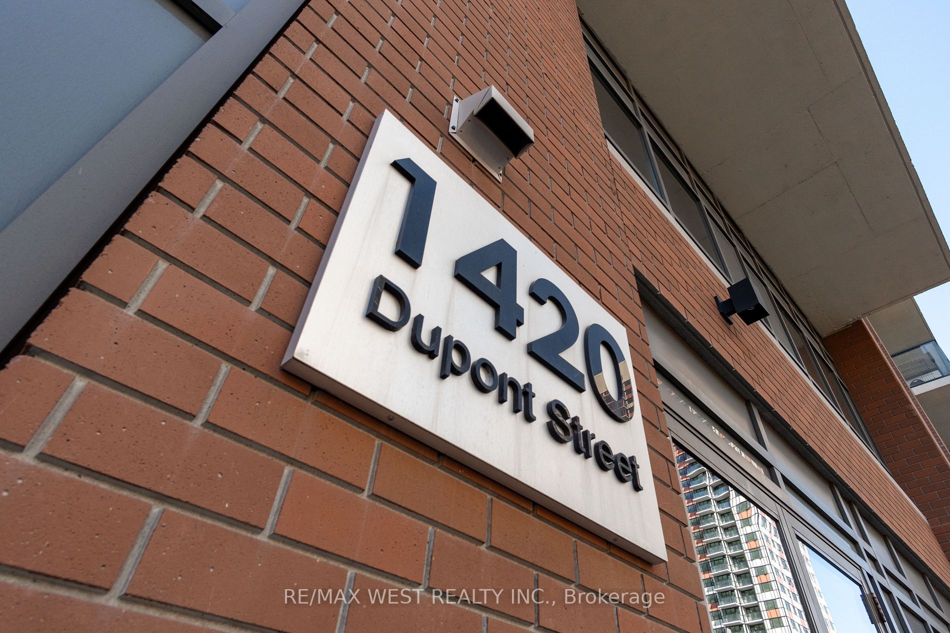 1420 Dupont St, #2110