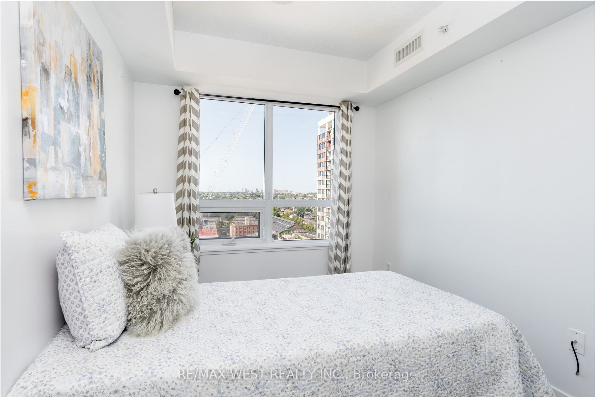 1420 Dupont St, #2110