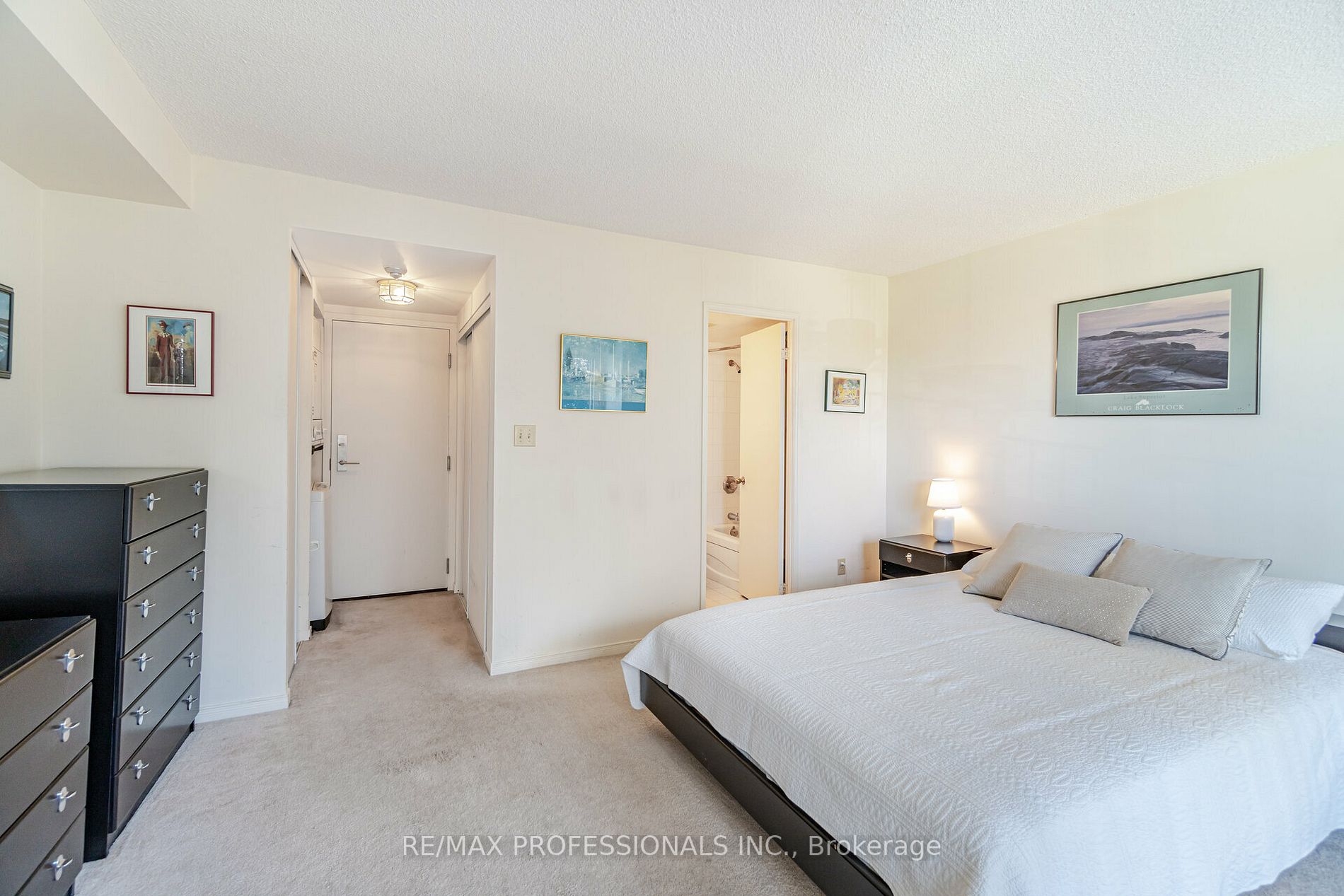 2267 Lake Shore Blvd W, #315