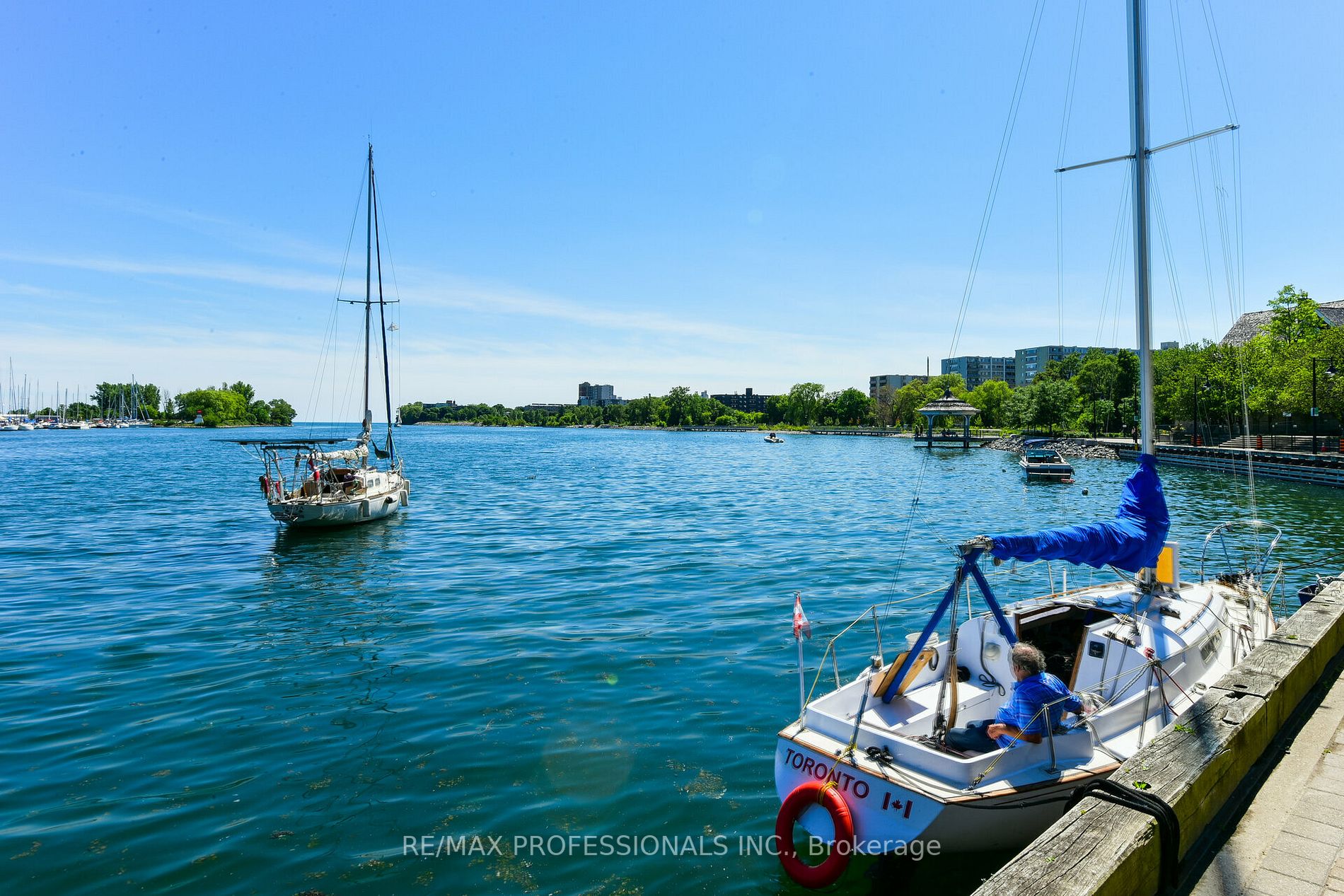 2267 Lake Shore Blvd W, #315