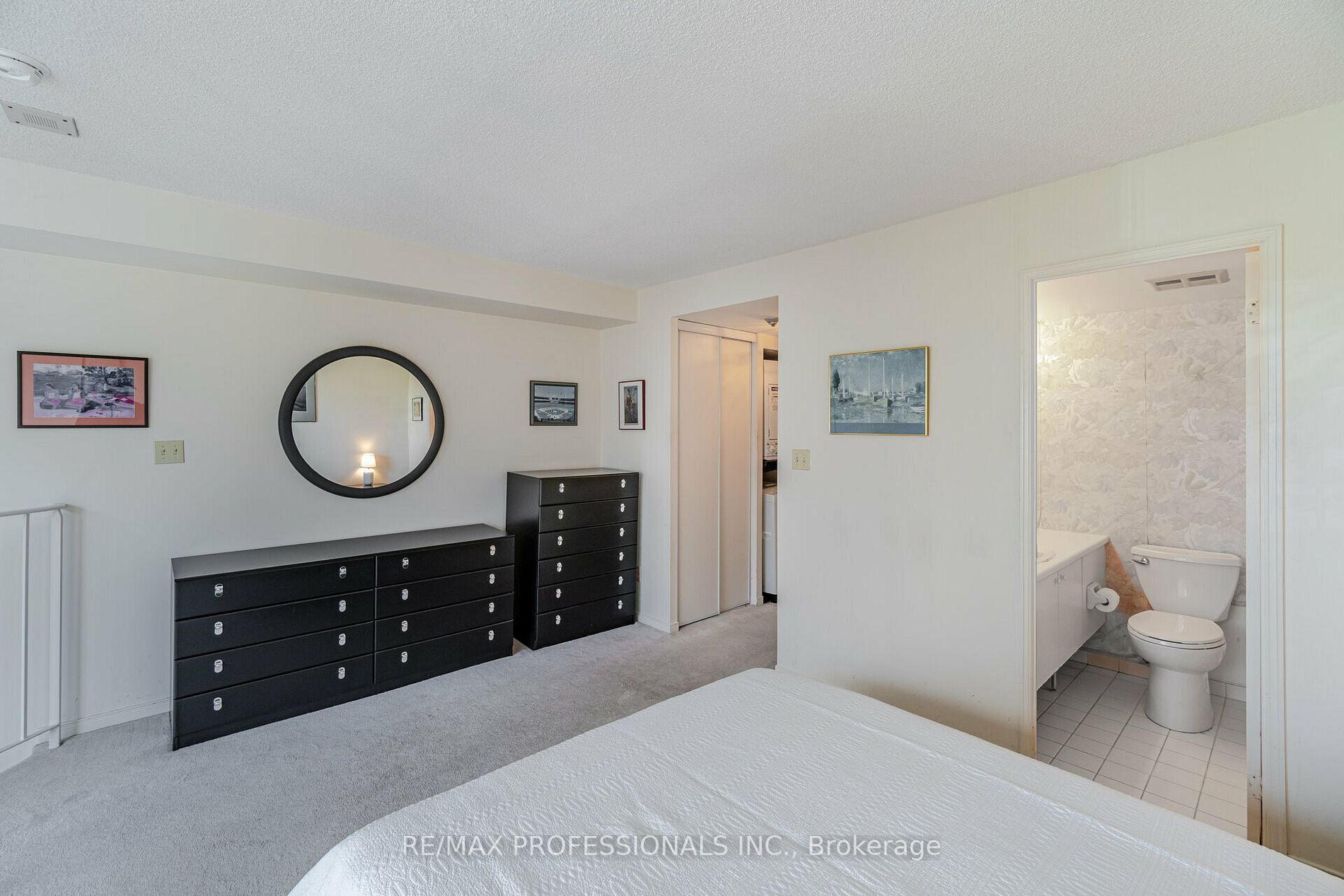 2267 Lake Shore Blvd W, #315