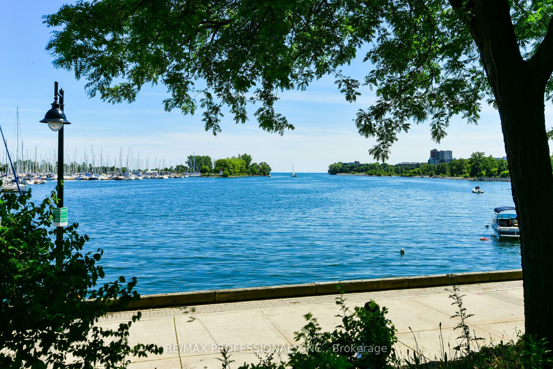 2267 Lake Shore Blvd W, #315