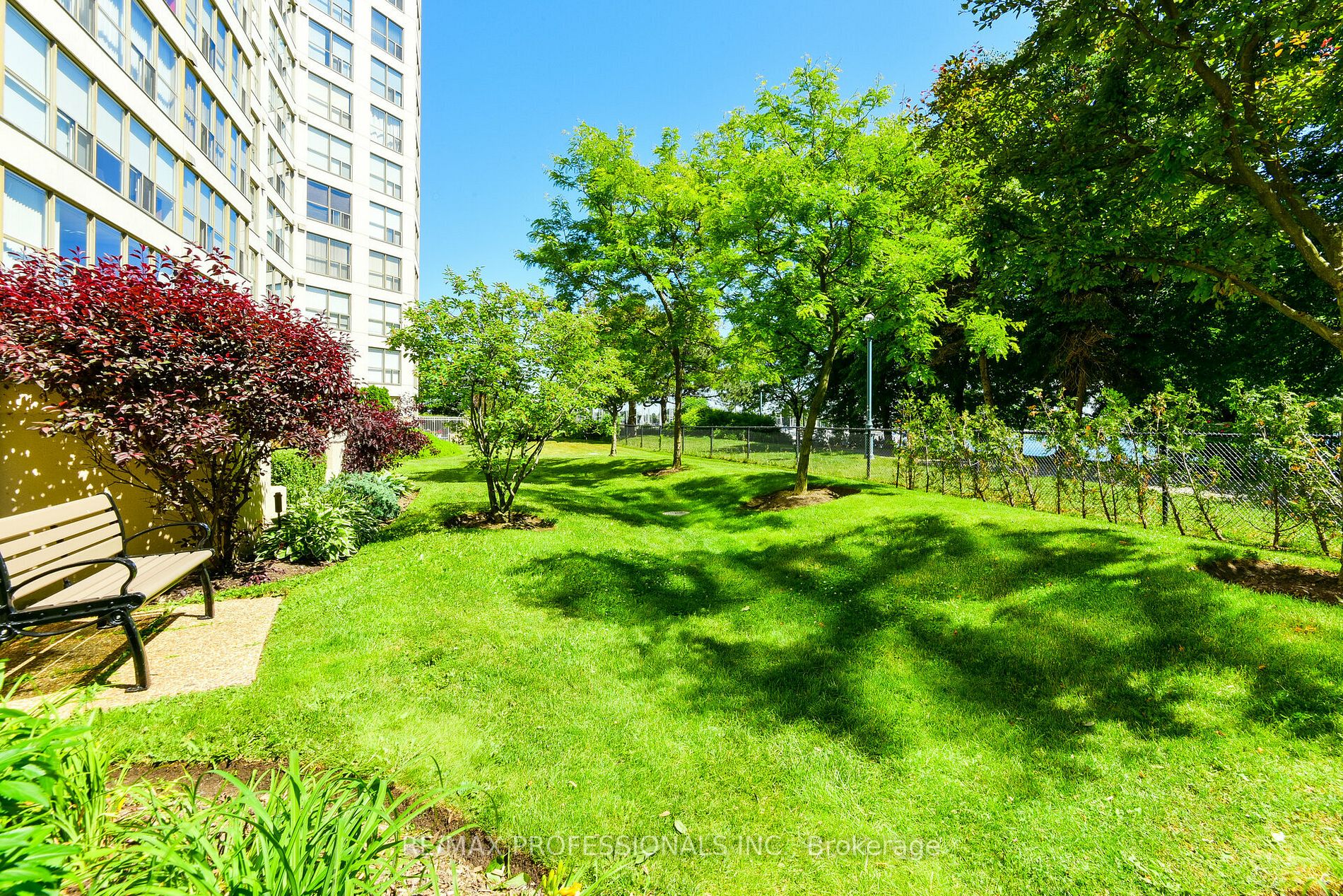 2267 Lake Shore Blvd W, #315