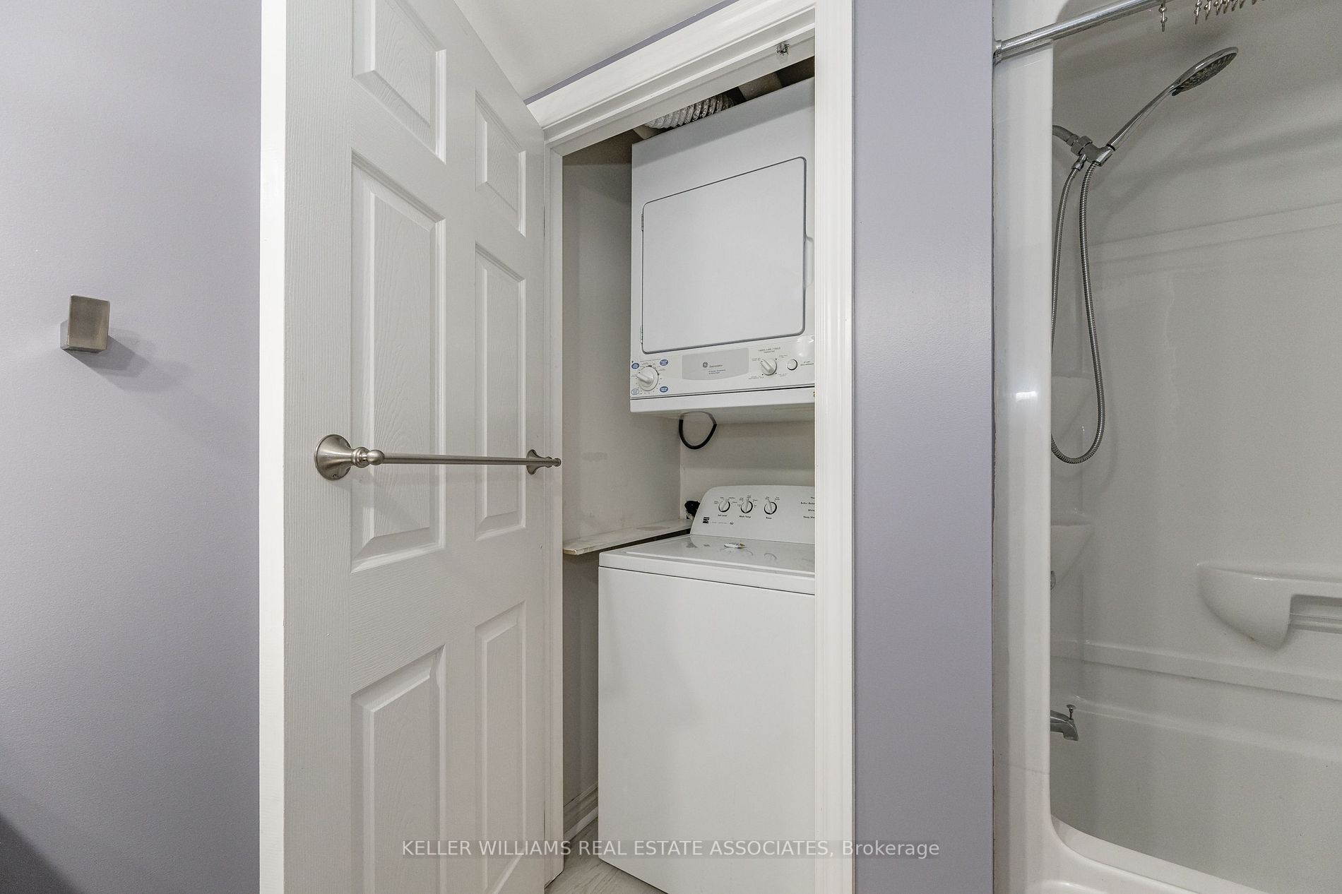 1479 Maple Ave, #403