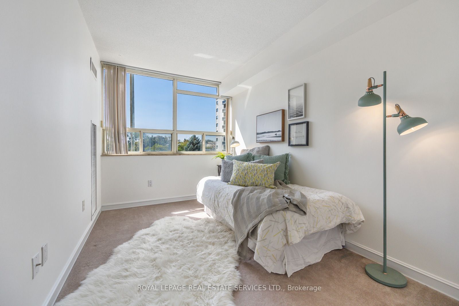 1300 Islington Ave, #504
