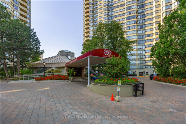 1300 Islington Ave, Toronto