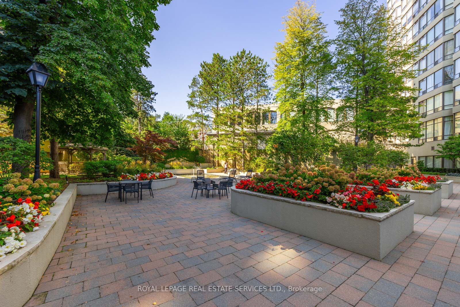 1300 Islington Ave, #504