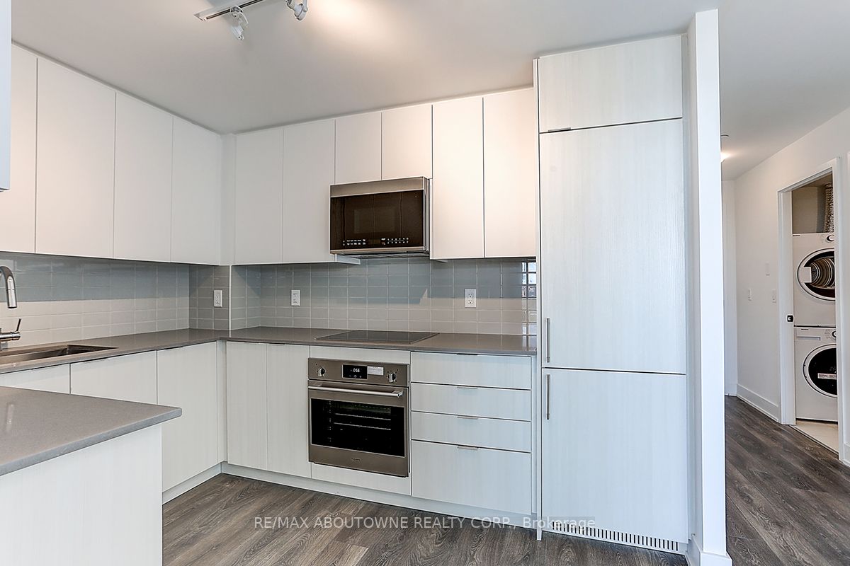2485 Taunton Rd, #624