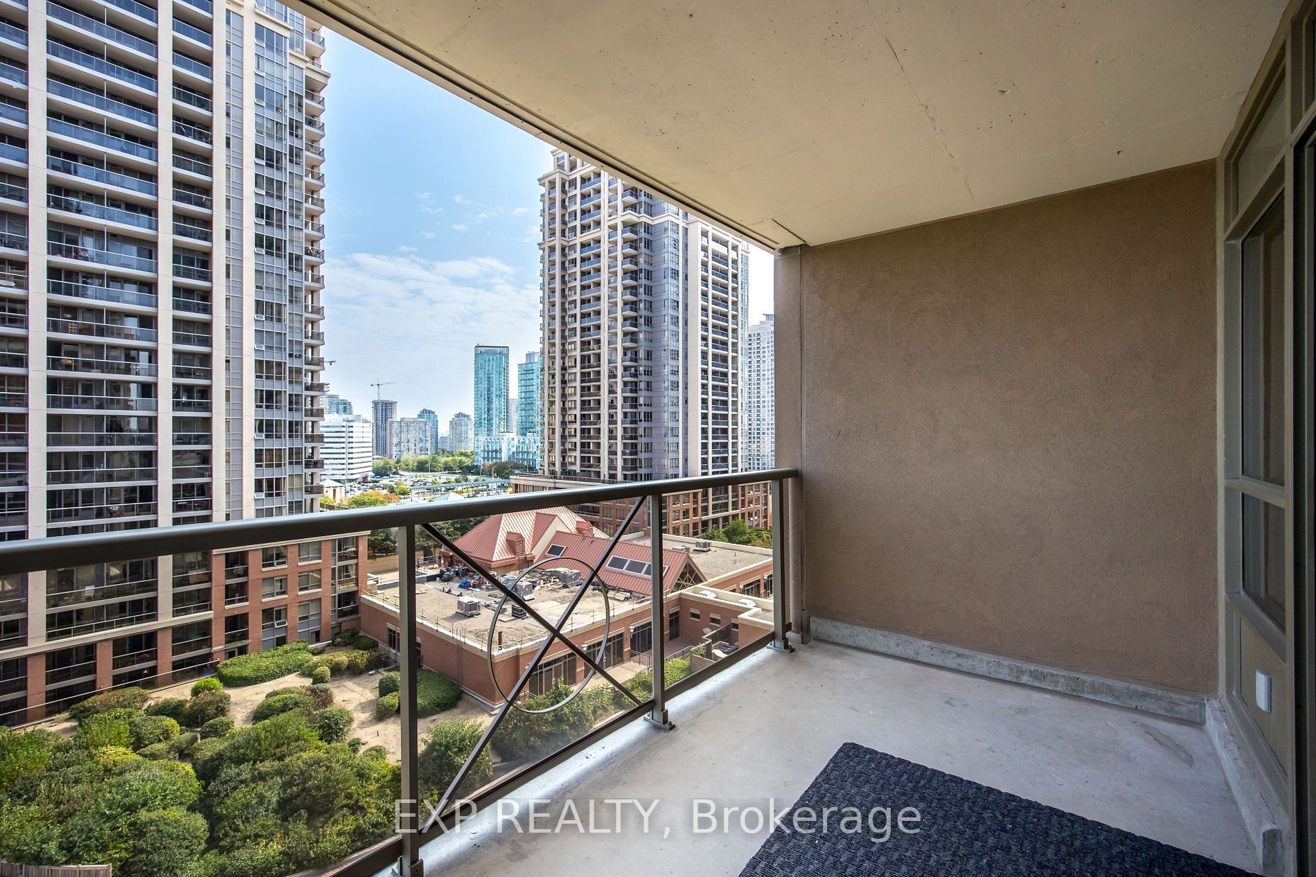 350 Princess Royal Dr, #1108