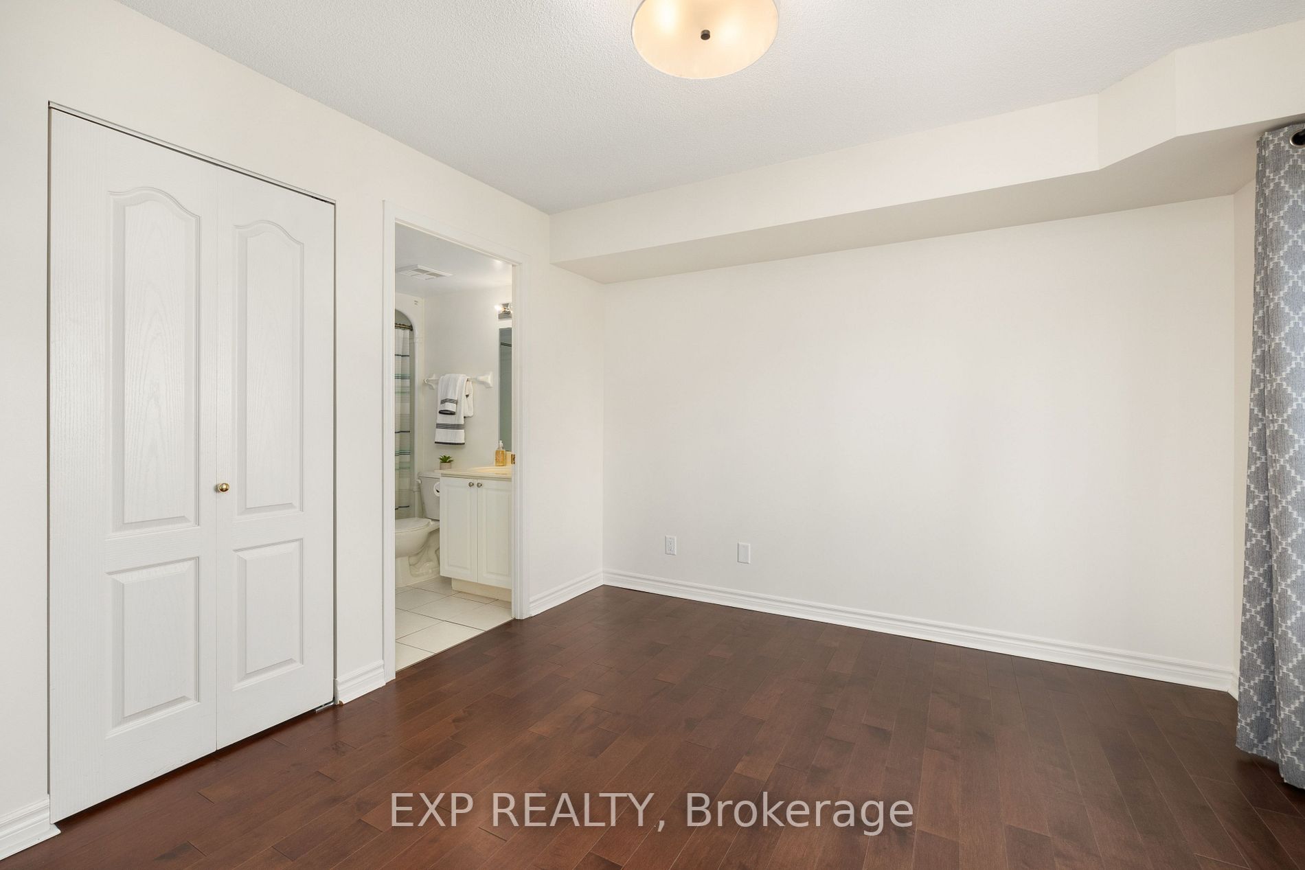 350 Princess Royal Dr, #1108