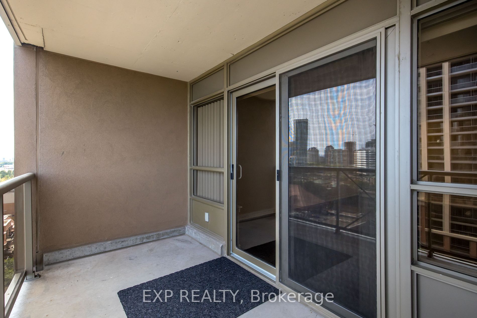 350 Princess Royal Dr, #1108