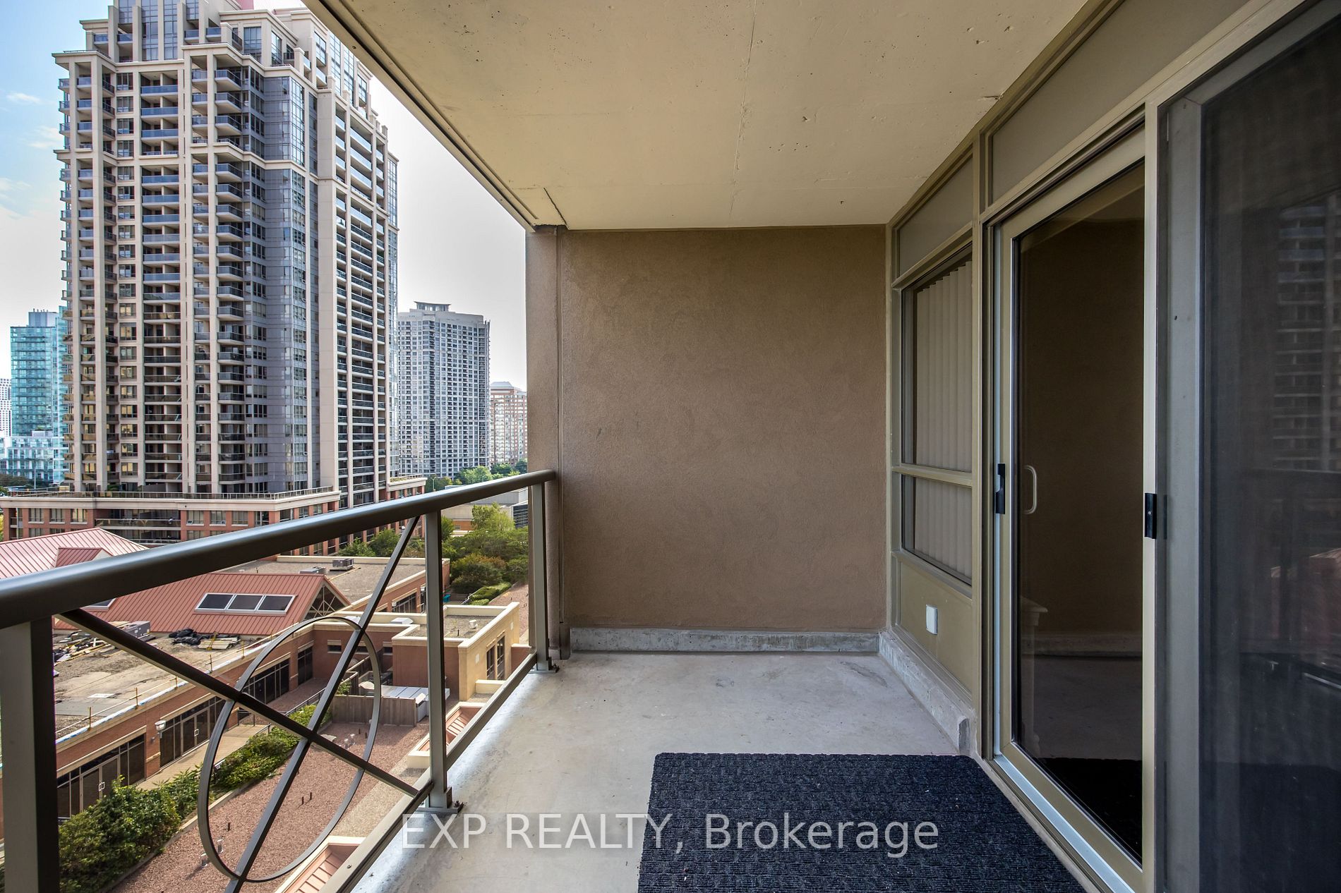 350 Princess Royal Dr, #1108