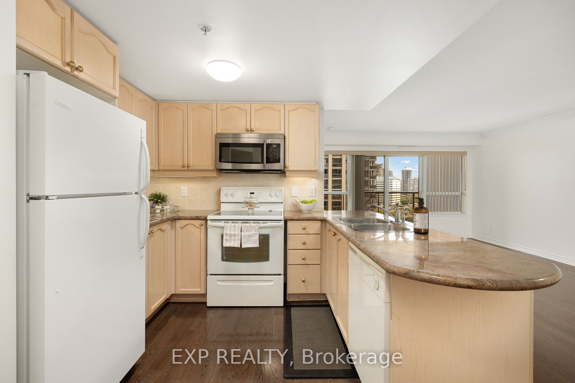 350 Princess Royal Dr, #1108