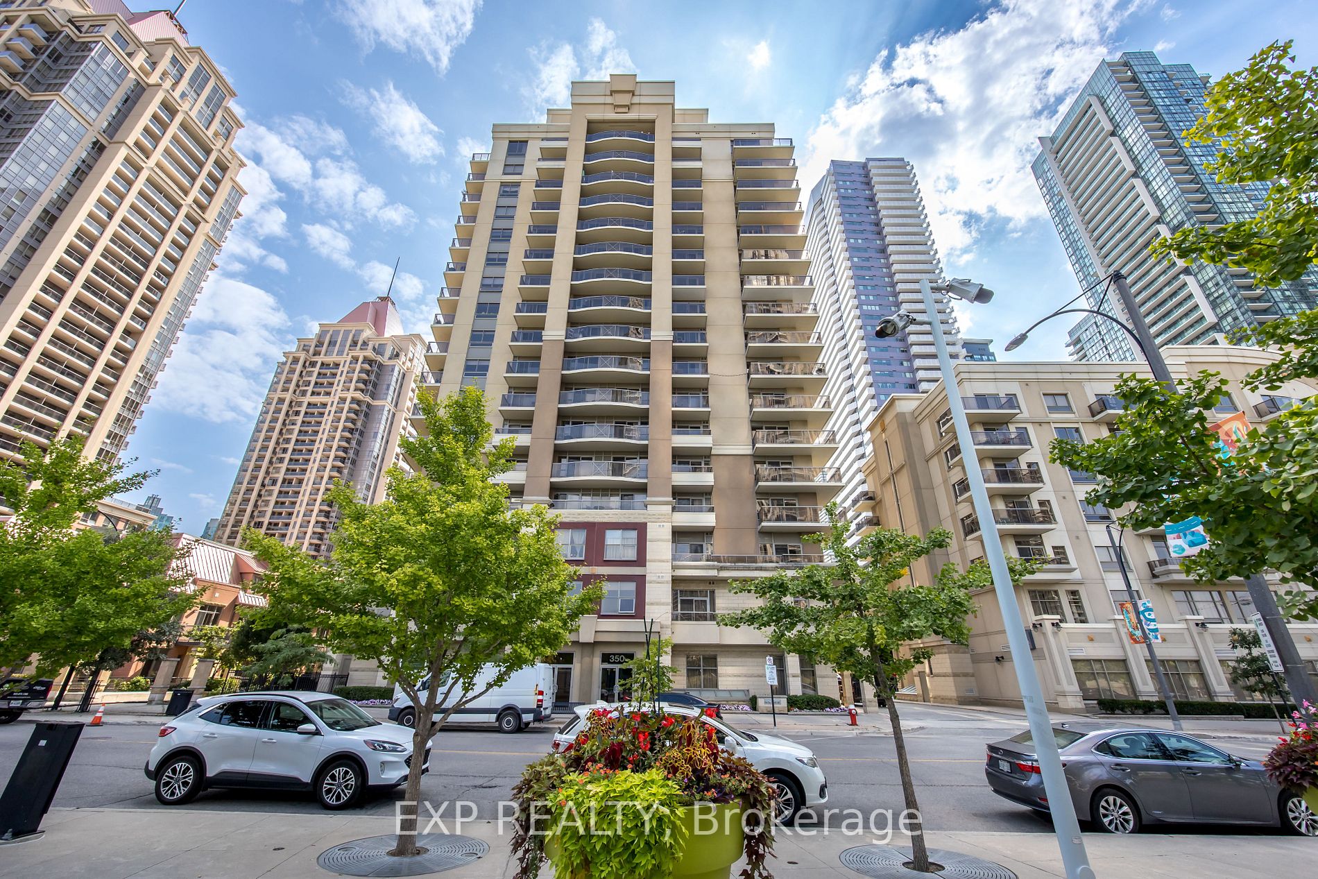 350 Princess Royal Dr, #1108