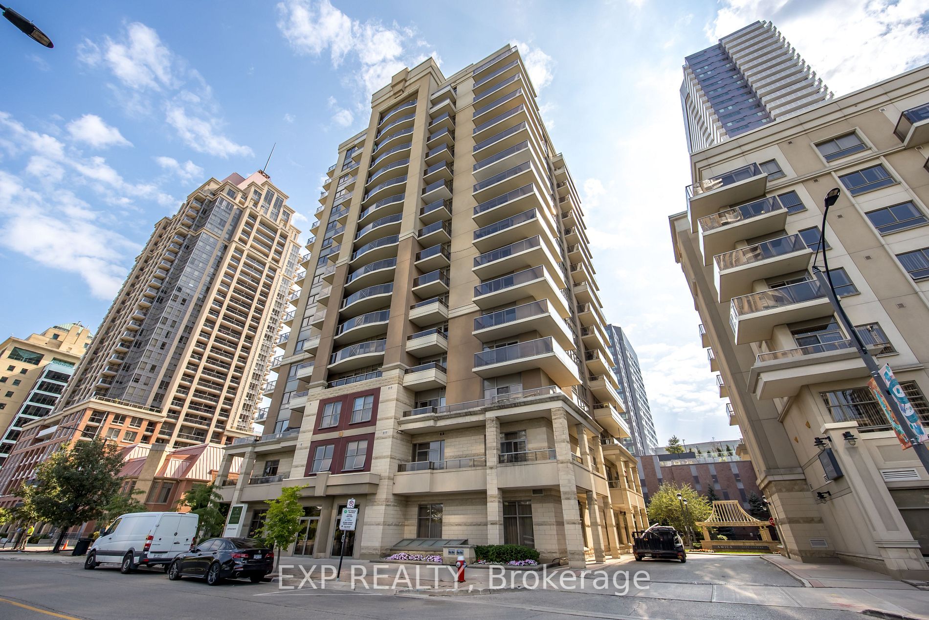 350 Princess Royal Dr, #1108