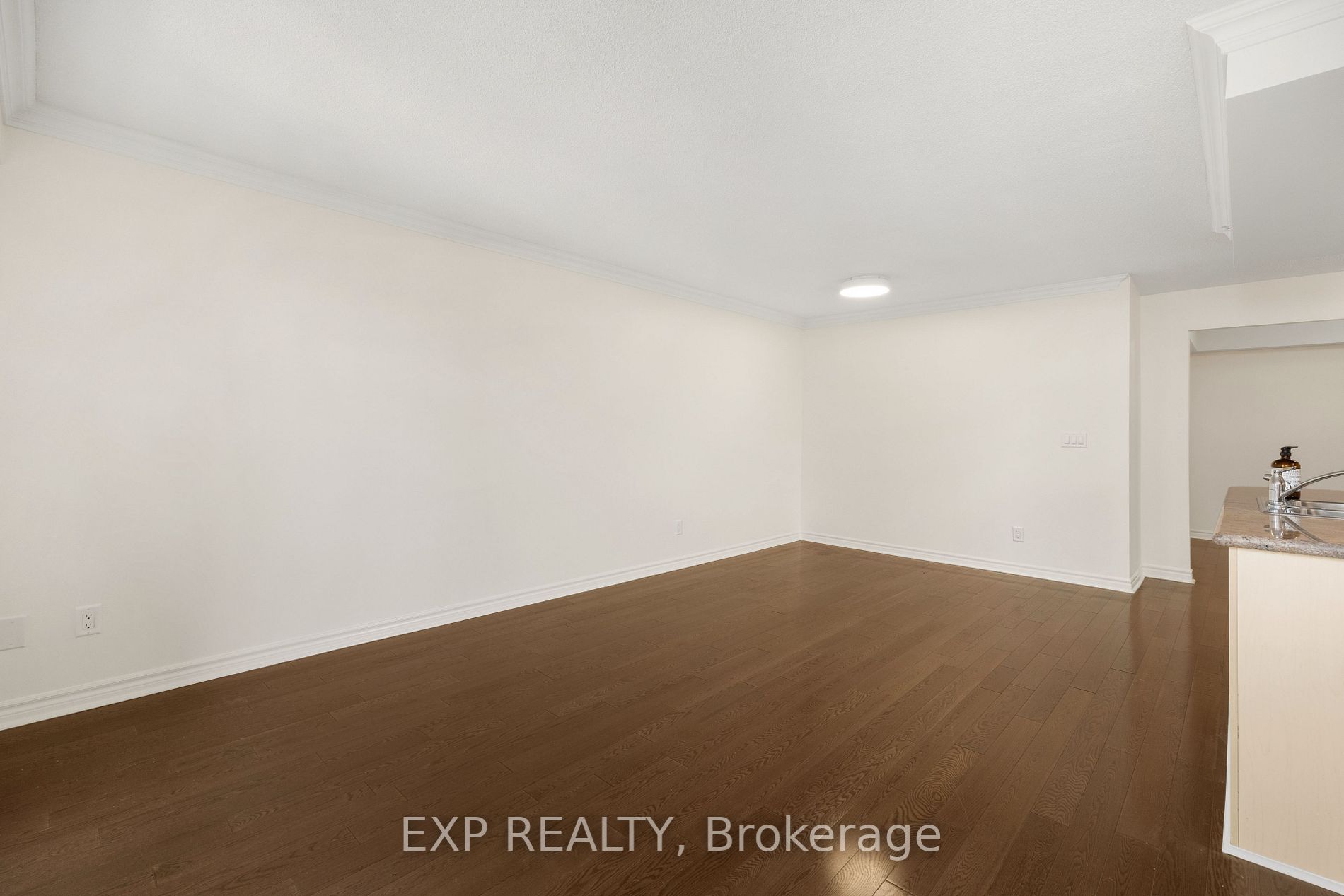 350 Princess Royal Dr, #1108
