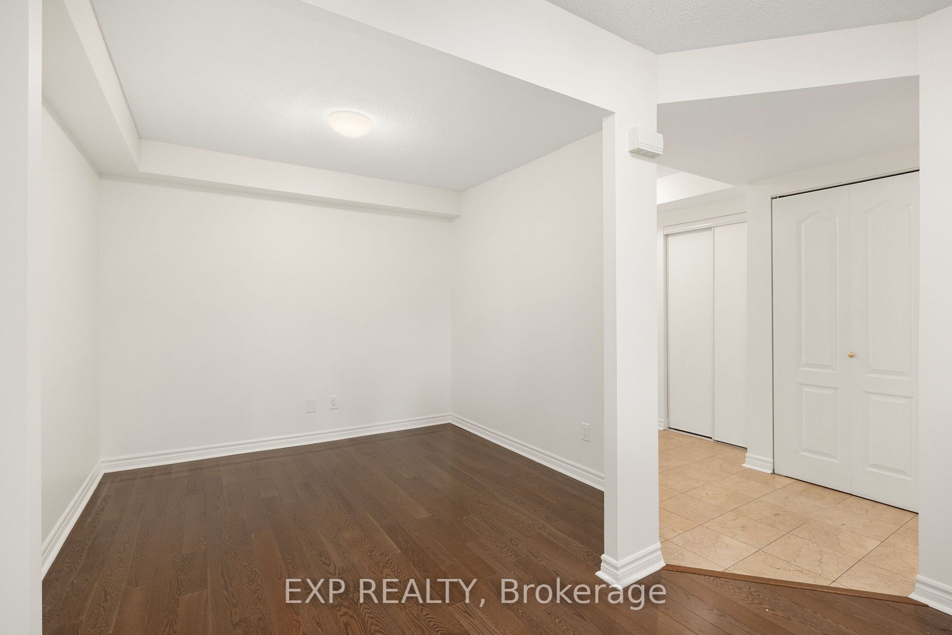 350 Princess Royal Dr, #1108