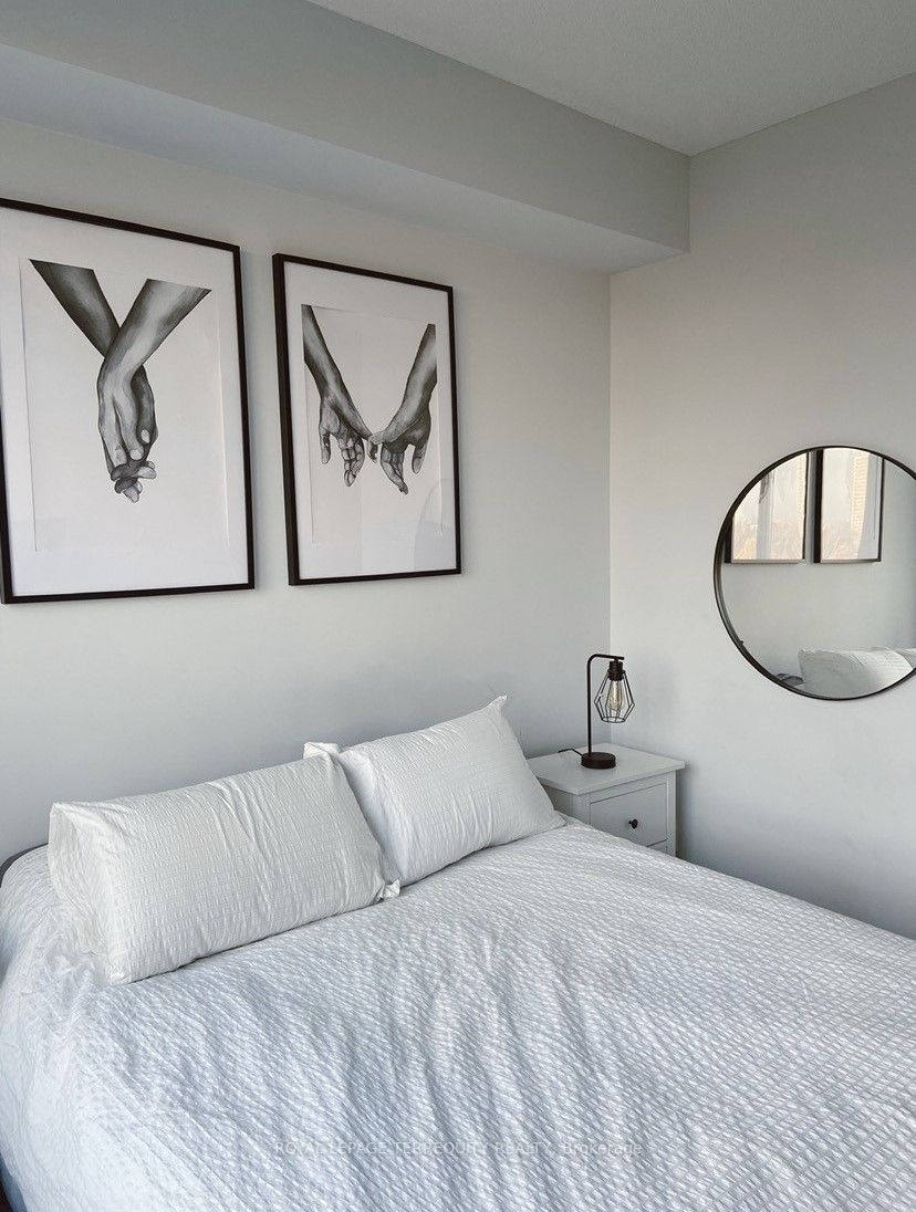 35 Fontenay Crt, #405