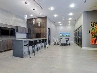 35 Fontenay Crt, #405
