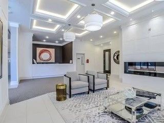 35 Fontenay Crt, #405
