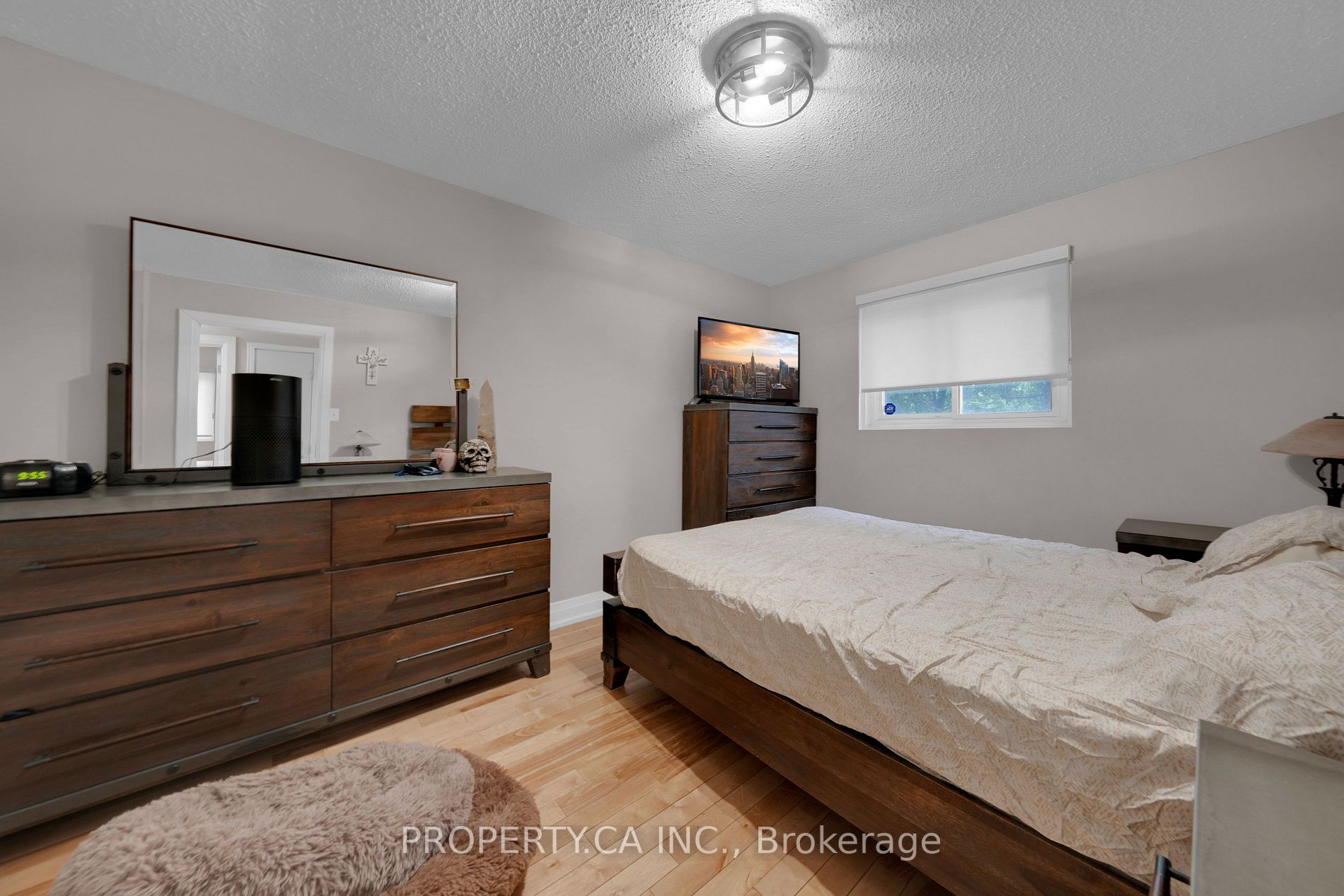 343 Whitehead Cres