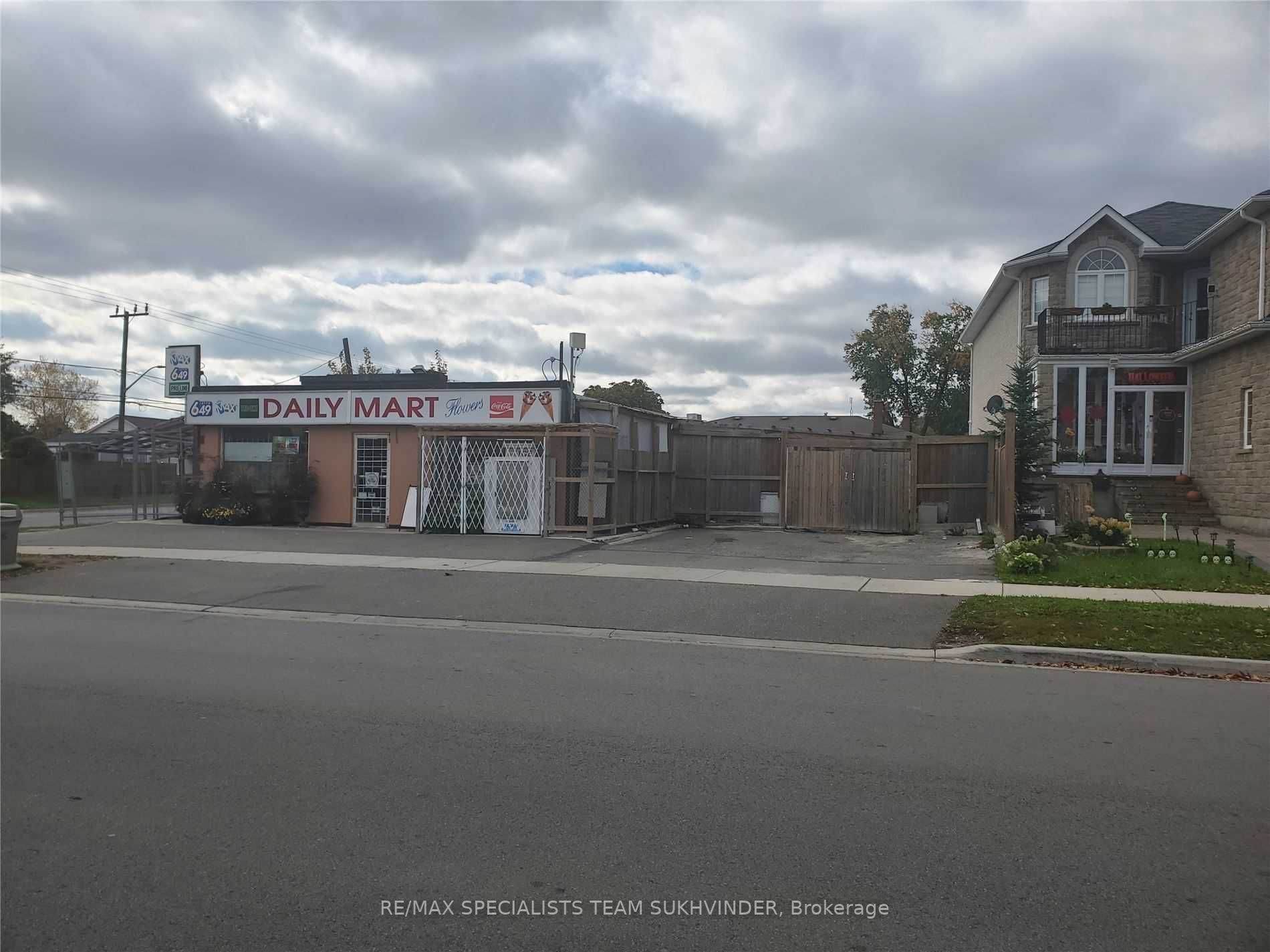 1254 Alexandra Ave