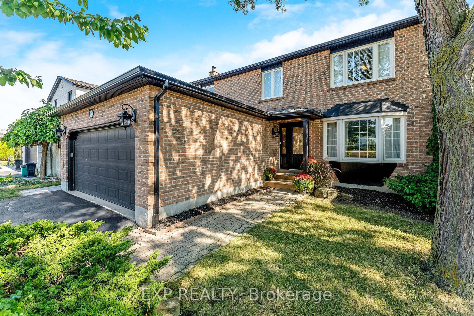 602 Sunnyvale Crescent