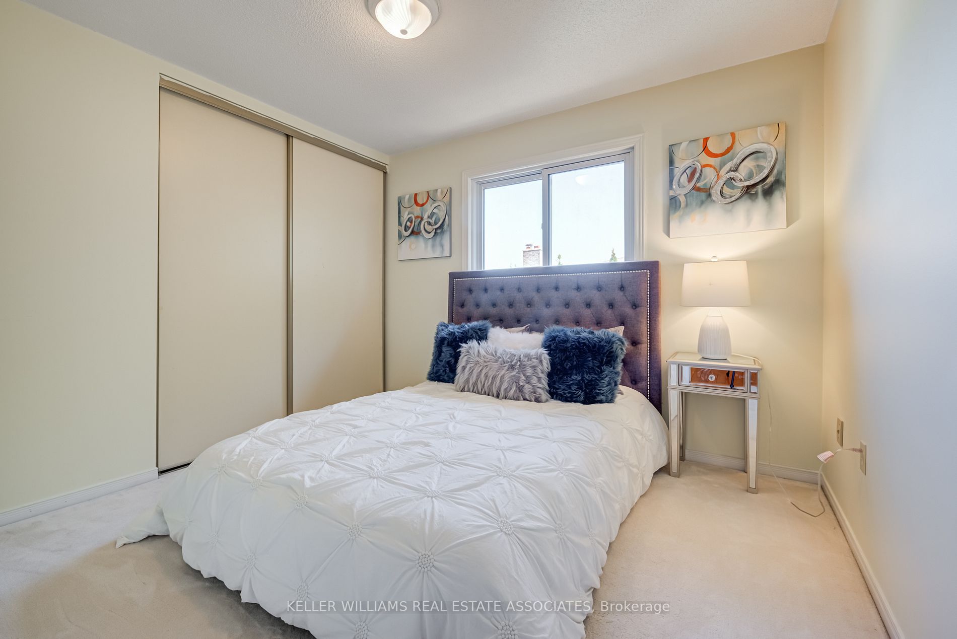 5585 Leisure Crt