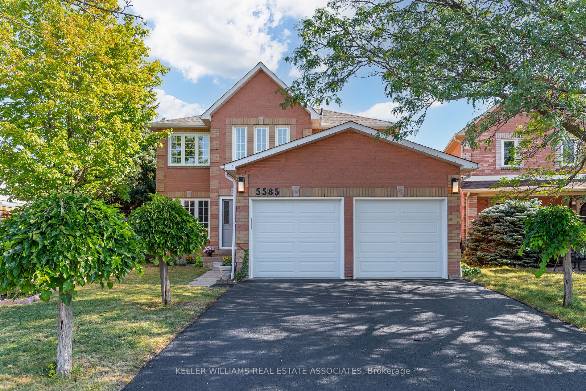 5585 Leisure Crt