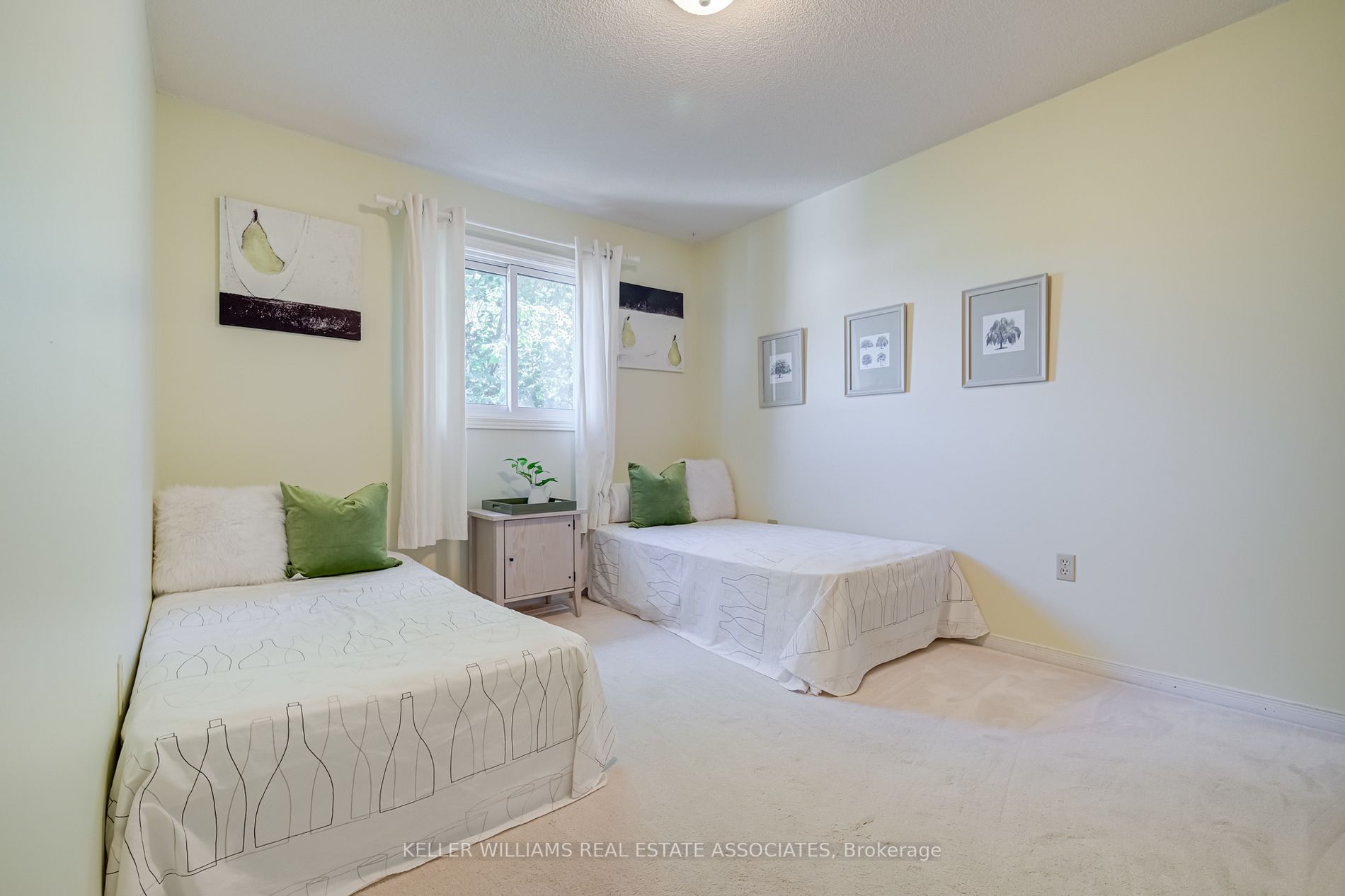 5585 Leisure Crt