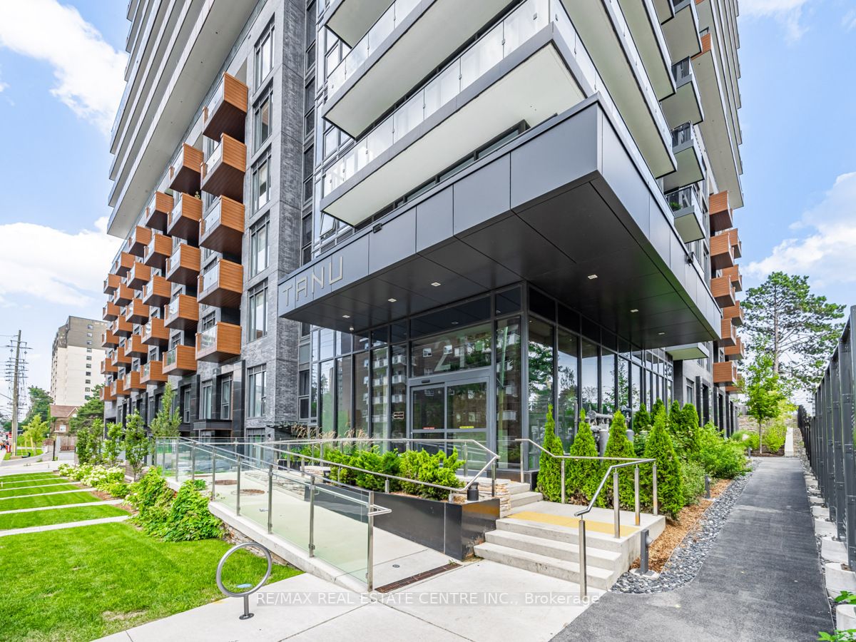 21 Park St E, #201