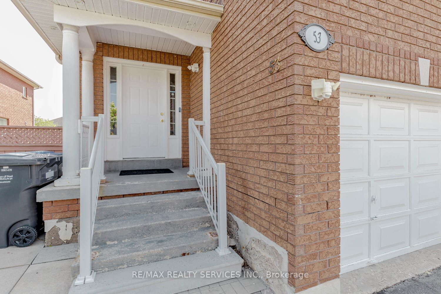 53 Pressed Brick Dr