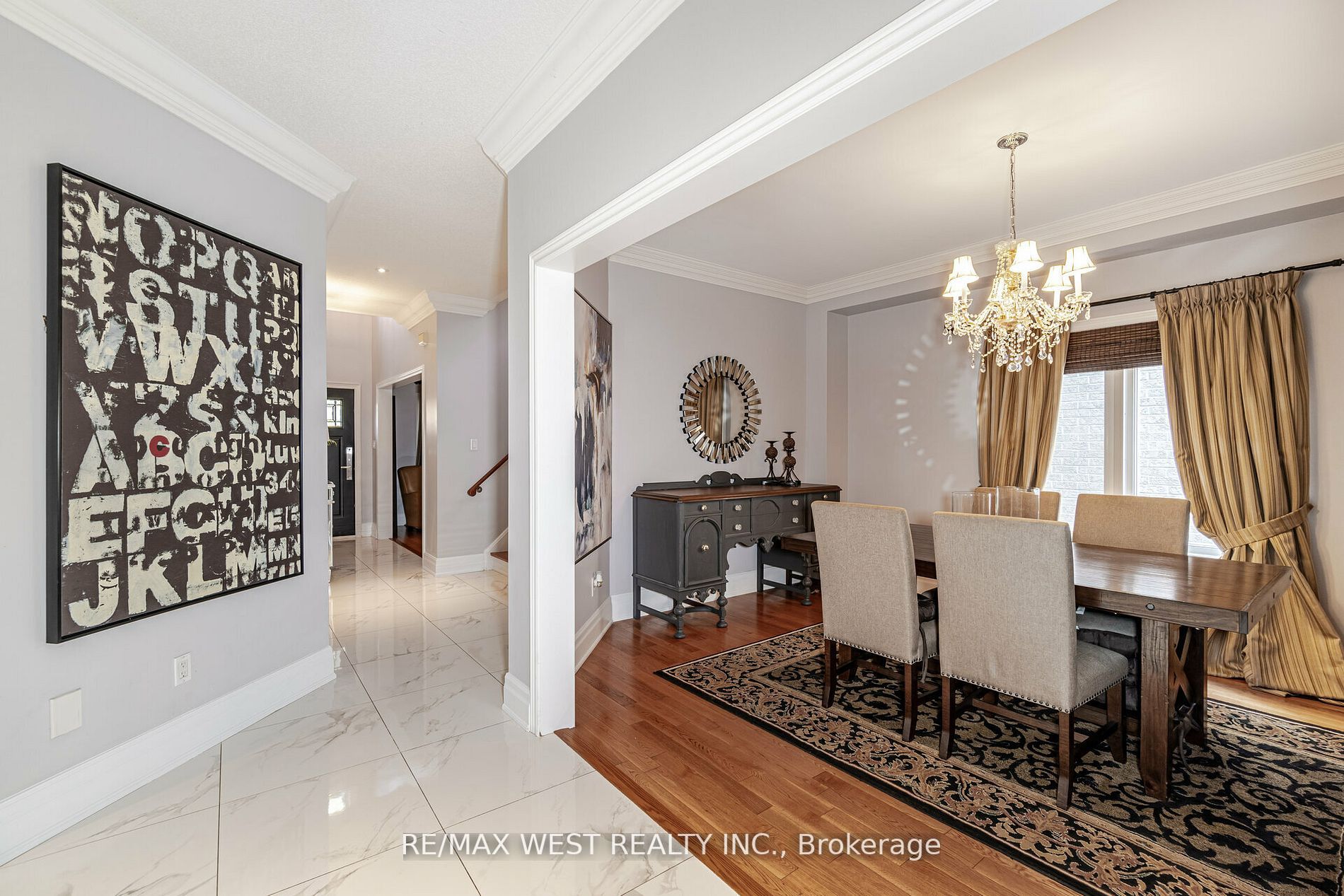 6 Meadow Brook Court