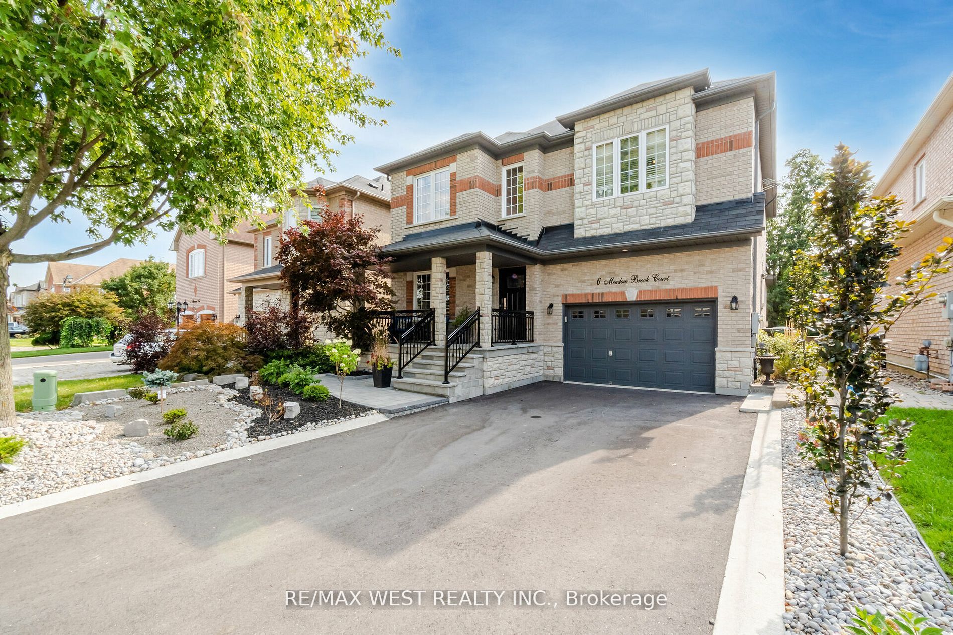 6 Meadow Brook Court