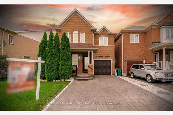 99 Pauline Cres
