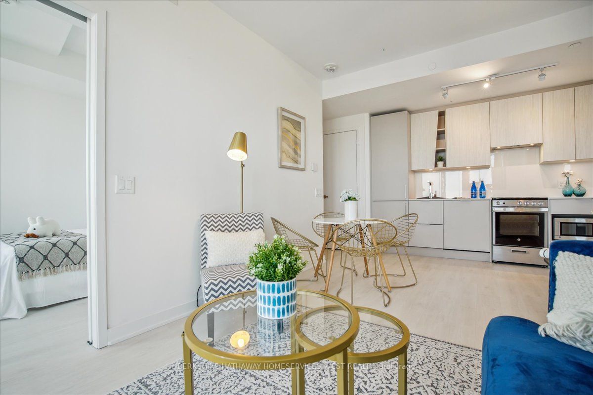 3900 Confederation Pkwy, #4301