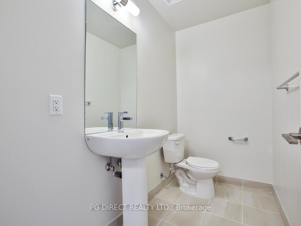 62 Sky Harbour Dr E, #408
