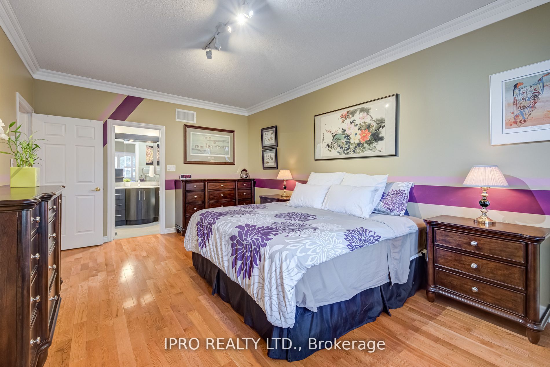 2 Orchard Park Gate, #12