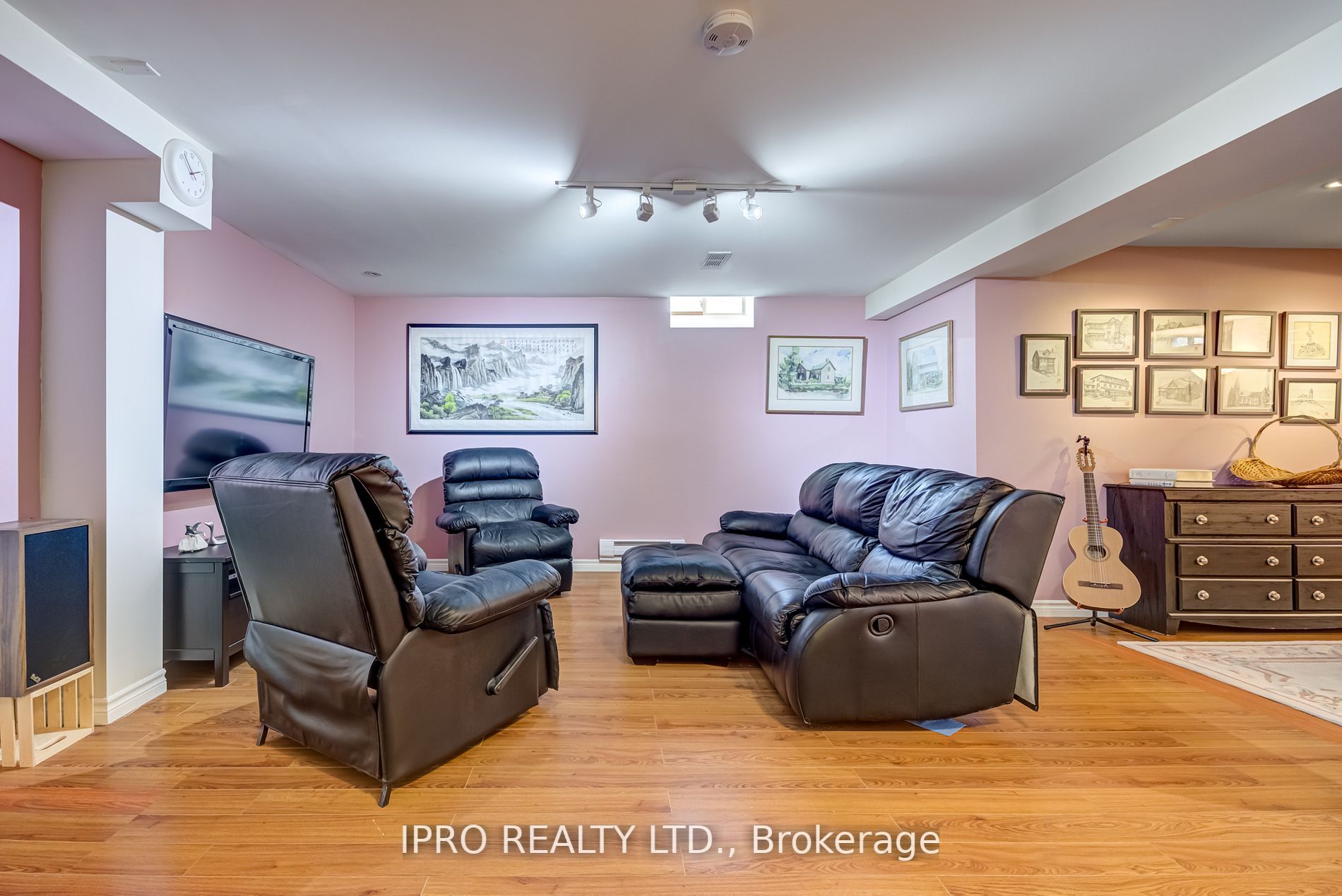 2 Orchard Park Gate, #12