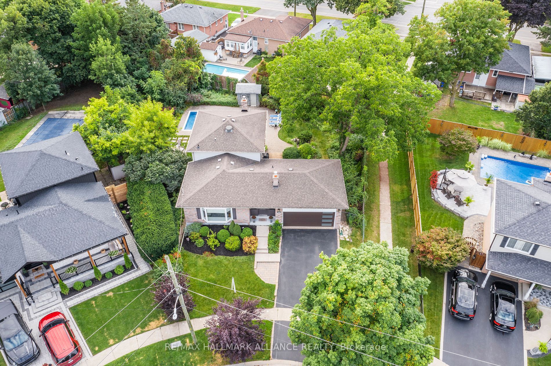 38 Baylor Crescent
