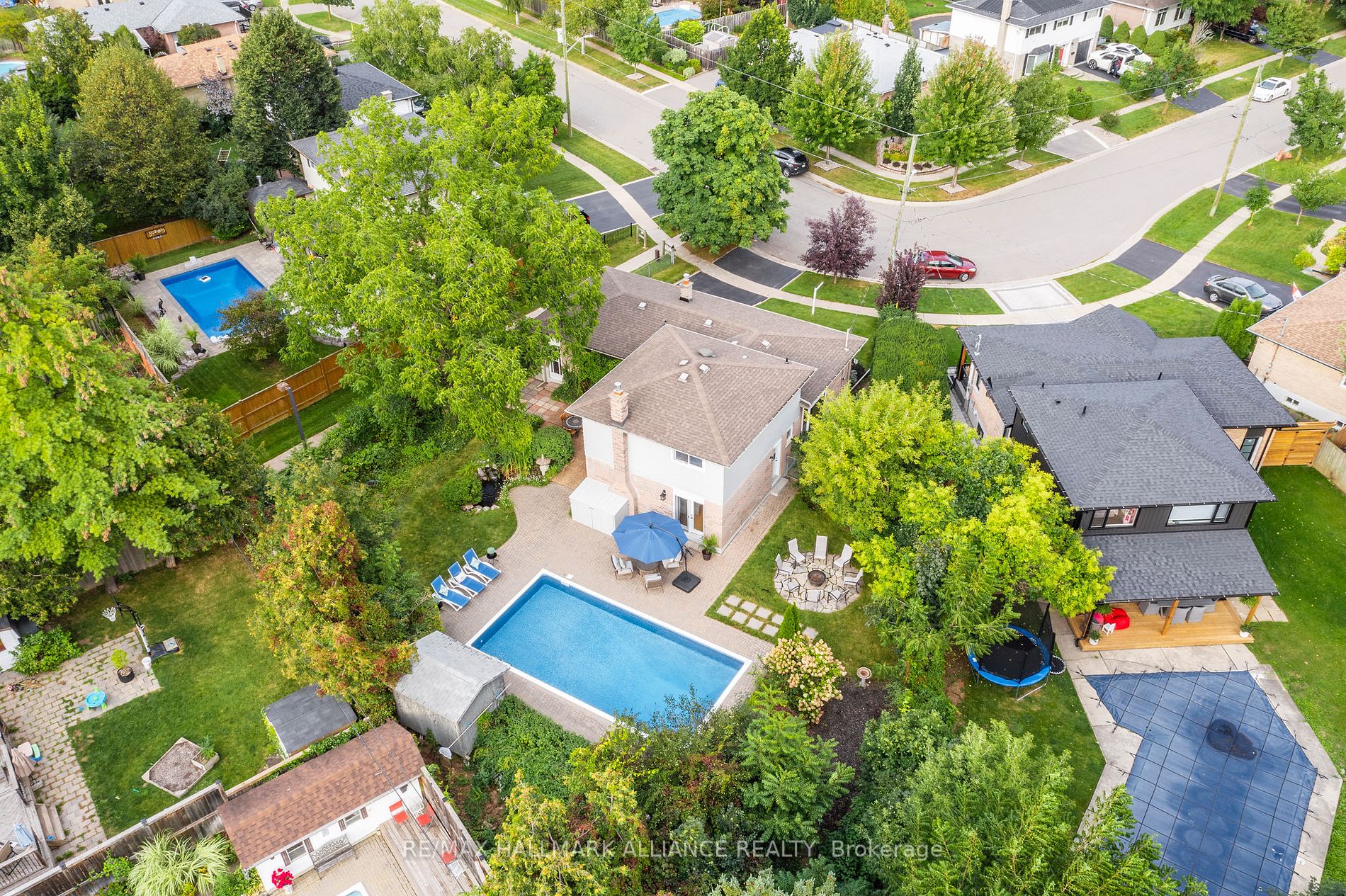 38 Baylor Crescent